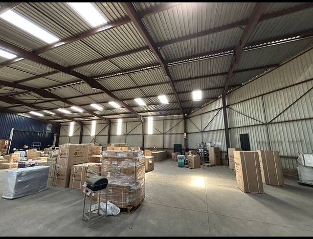 6,225M² WAREHOUSE TO LET IN CHLOORKOP